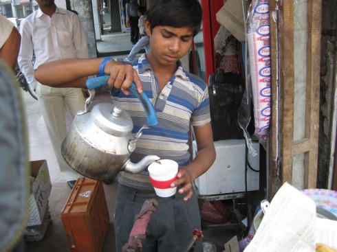 chai boy uses keep cup